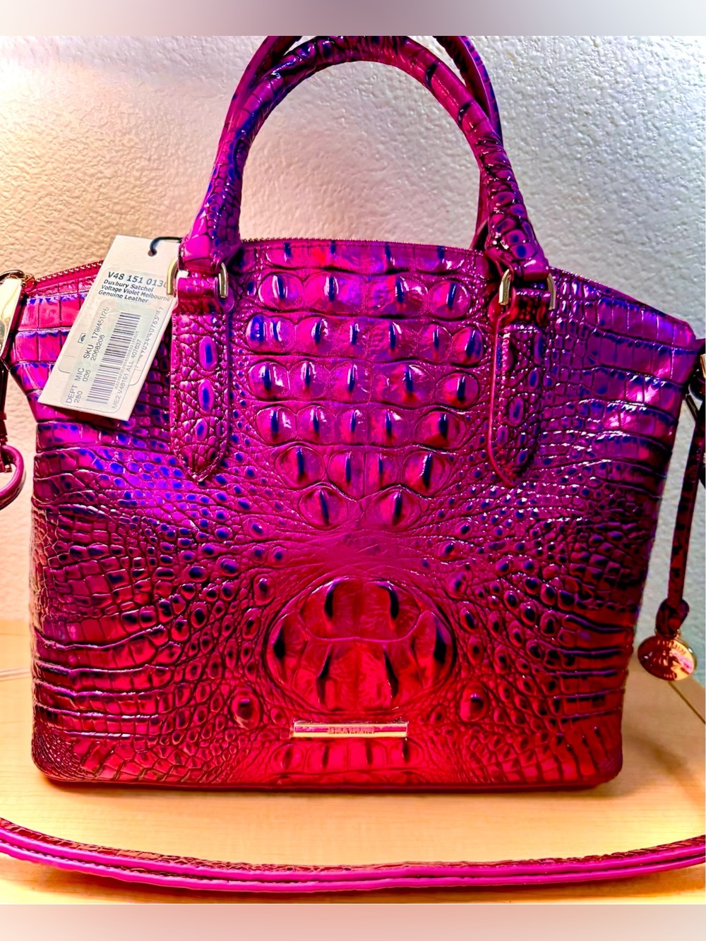 HTF Brahmin voltage violet medium duxbury. Gorgeous eye placement